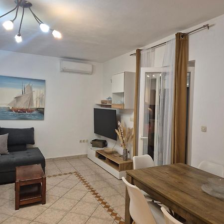 ביוגראד נה מורו Apartment Plavia Biograd מראה חיצוני תמונה