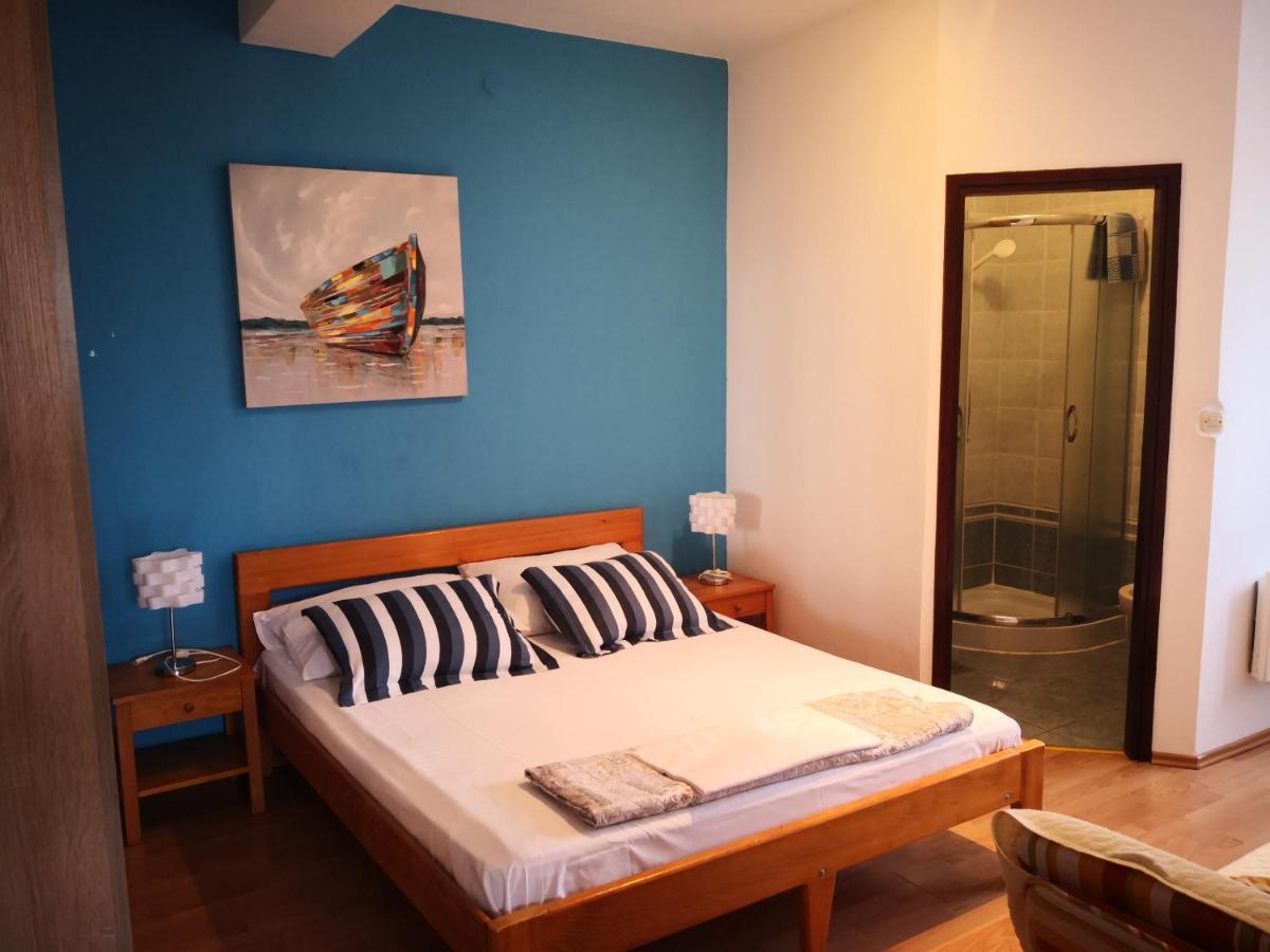 ביוגראד נה מורו Apartment Plavia Biograd מראה חיצוני תמונה