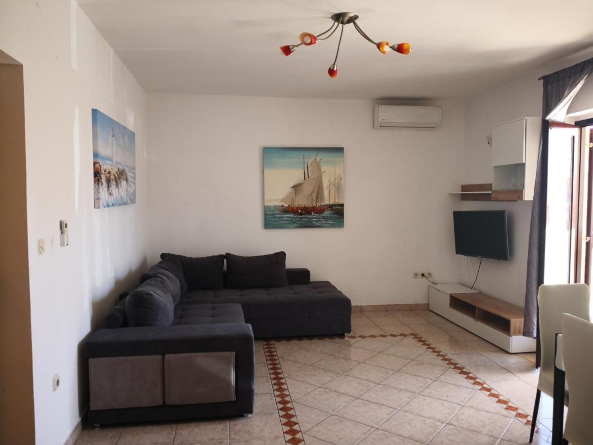 ביוגראד נה מורו Apartment Plavia Biograd מראה חיצוני תמונה