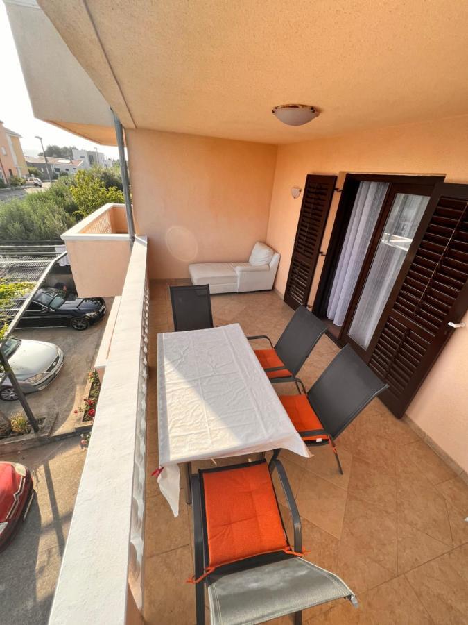 ביוגראד נה מורו Apartment Plavia Biograd מראה חיצוני תמונה
